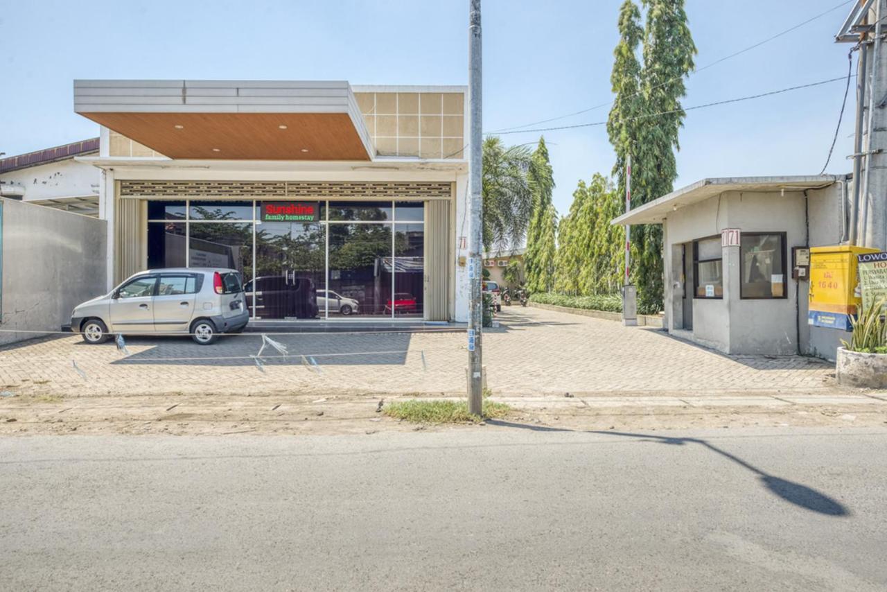 Reddoorz Syariah Near Terminal 1 Juanda Airport Hotel Brebek Exterior photo